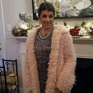 Meet your Posher, Gina